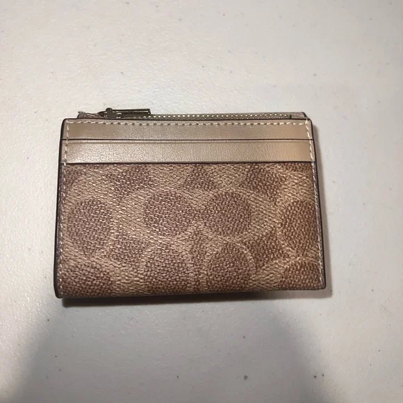 Coach Wallet - Picture 2 of 9